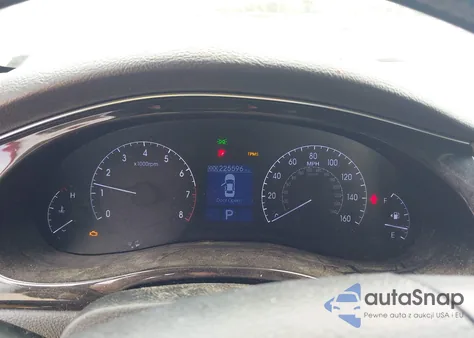 2013 Hyundai Genesis 3.8 z USA, uszkodzony, nr VIN KMHGC4DD0DU223899